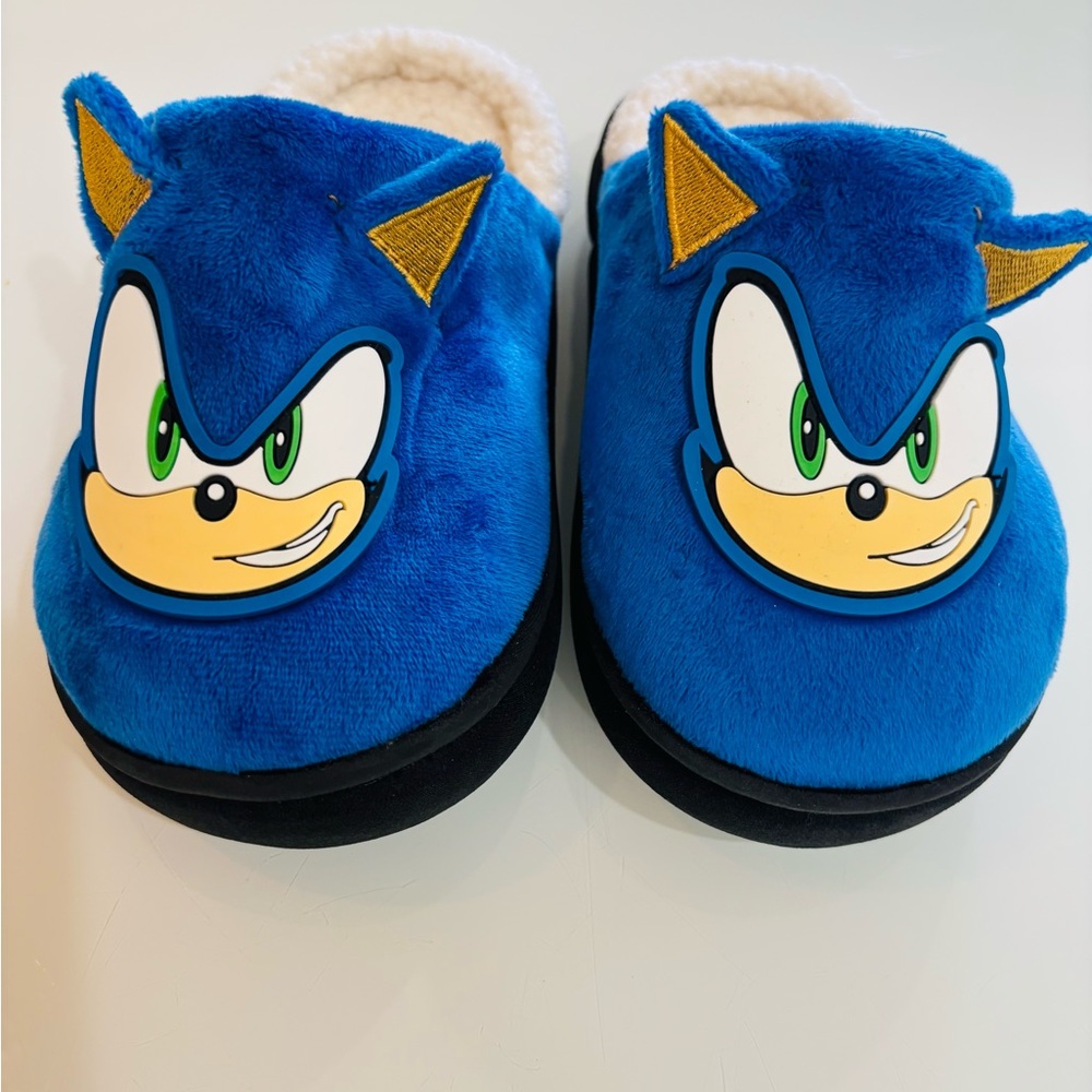 Kids Plush Sonic The Hedgehog Themed Blue Slip-On Slippers